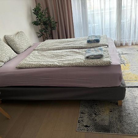 New, Beautiful Apt With Parking In Best Location! Bratysława Zewnętrze zdjęcie
